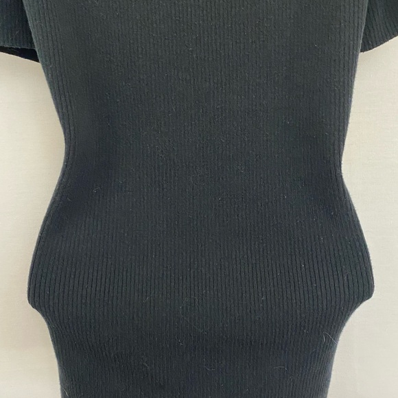 ⭐3/$21 XL Ribbed stretchy sweater [Faded Glory] black short-sleeved V-neck - Picture 5 of 14